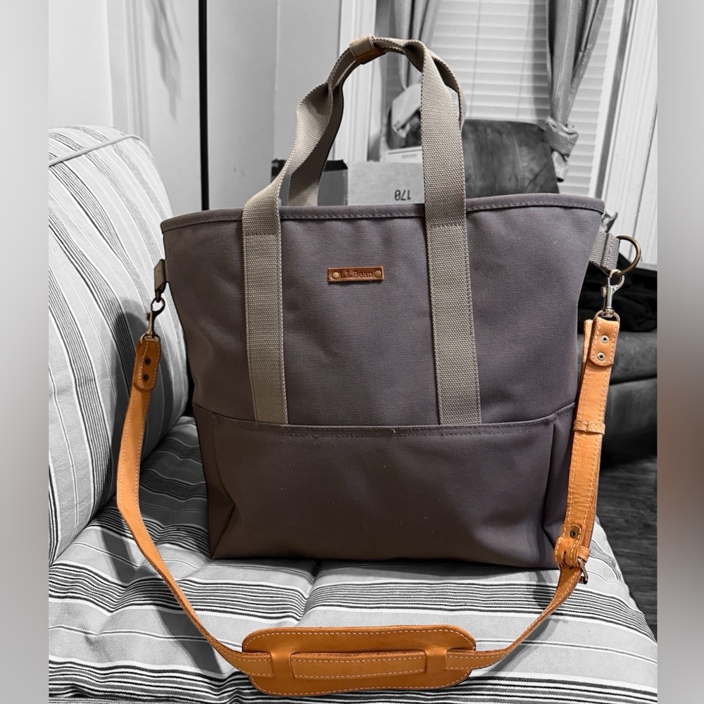 L.L. Bean Gray Tote Classic Nor’Easter Tote with Leather Straps, Large, Exc